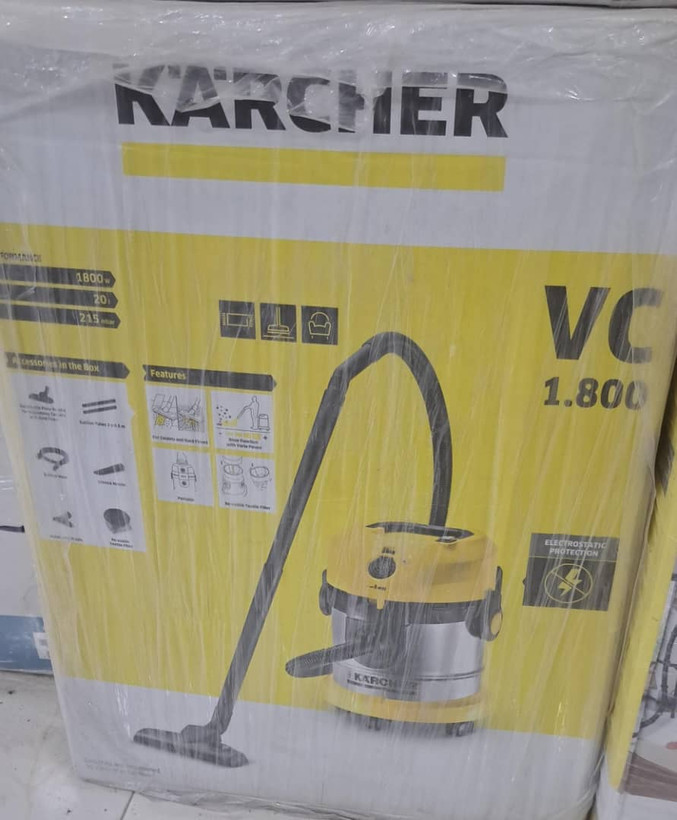 جارو برقی سطلی کارچر مدل VC1800