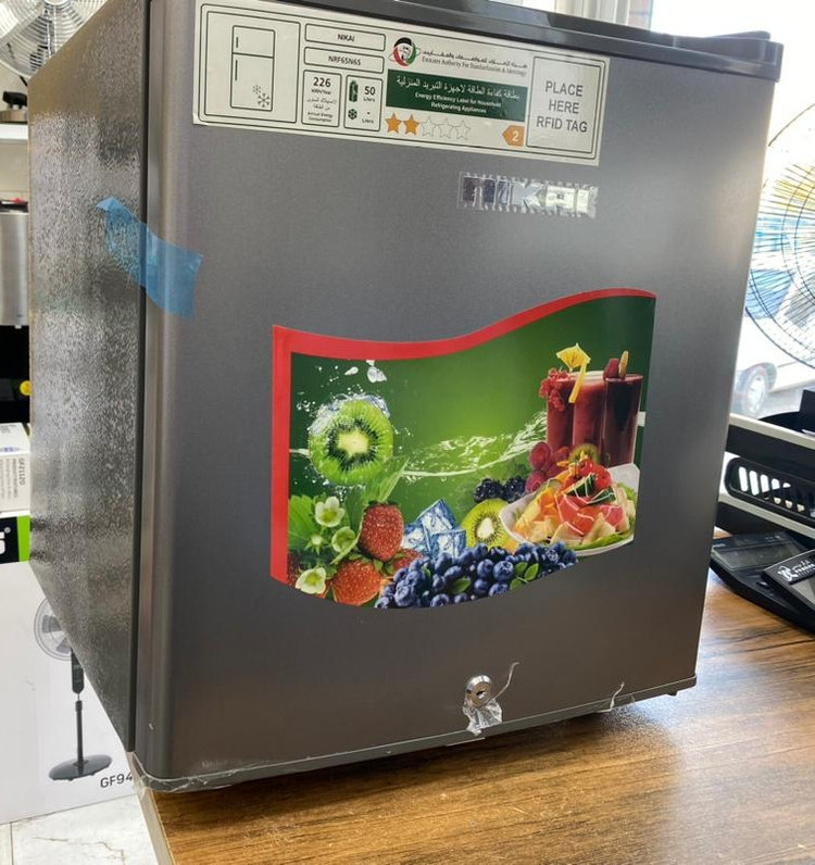 مینی یخچال نیکایی مدل NRF65N6S