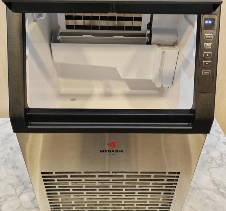 یخ ساز مباشی مدل ME-ICE3600